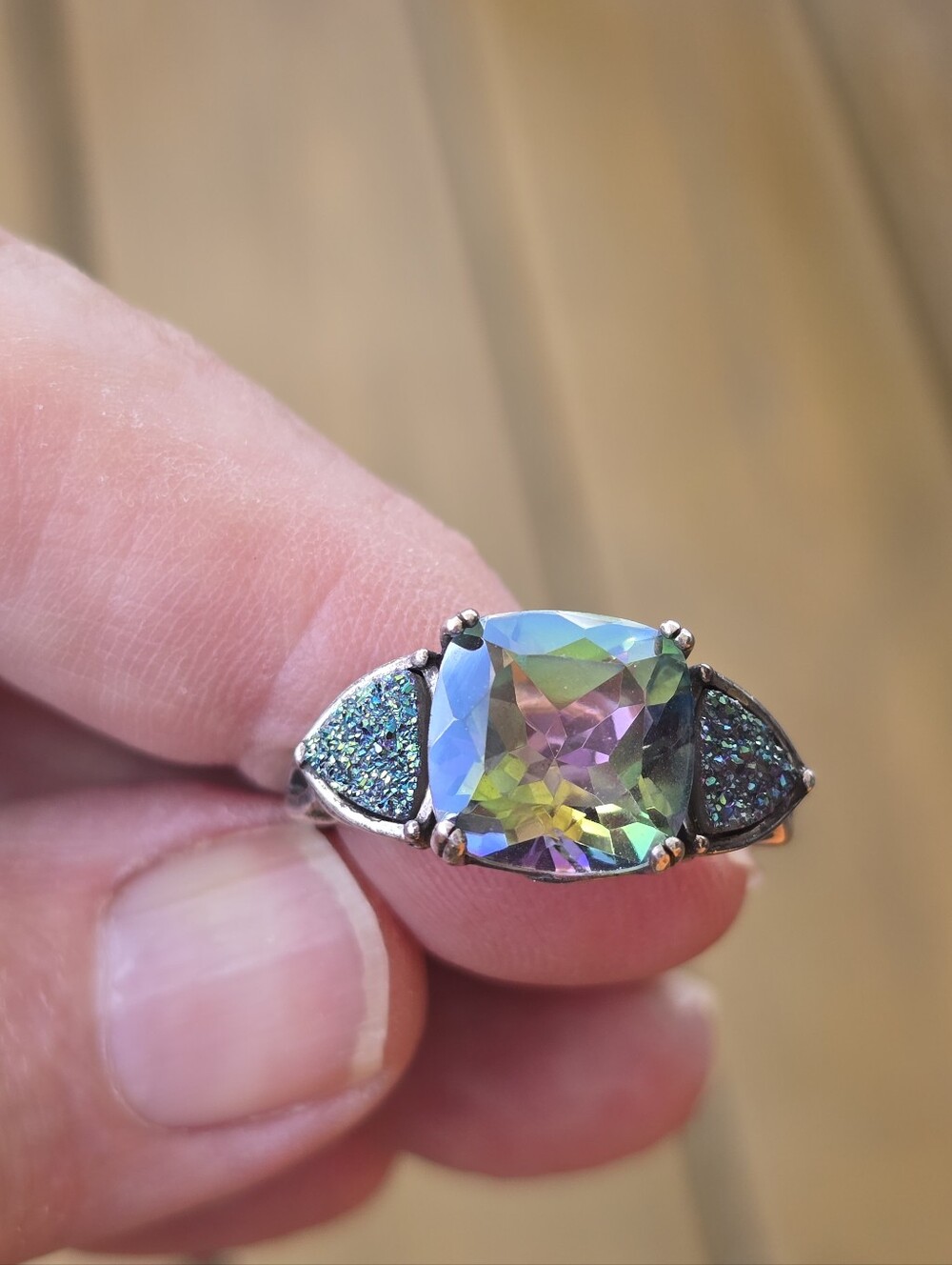 Elegant Silver Druzy Quartz &  Iridescent Quartz Gem Stone Ring Size 10